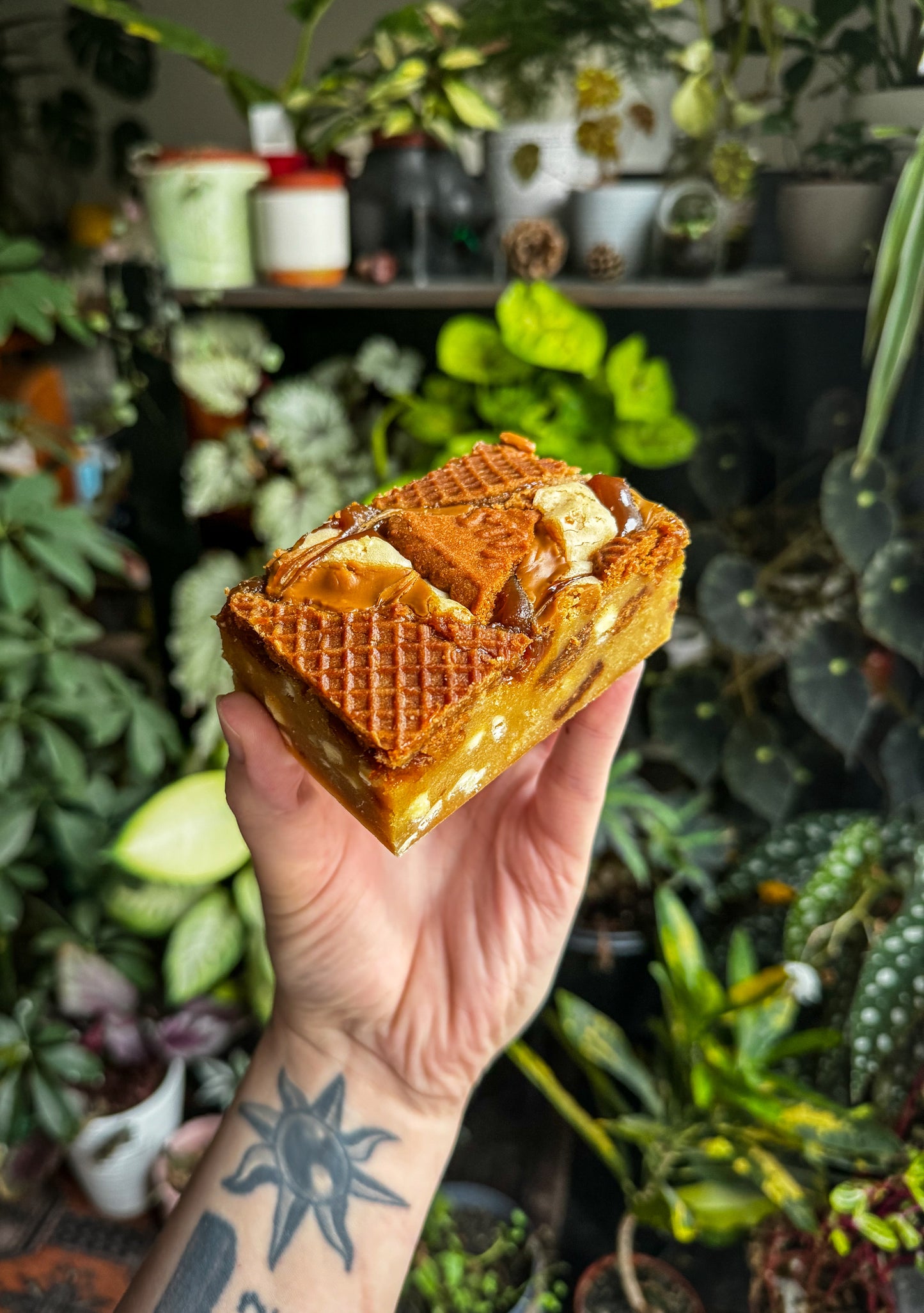 Biscoff stroopwafel blondie