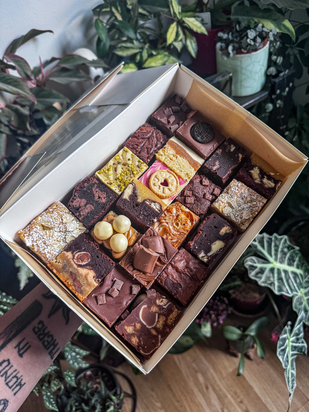 Bites box - with nuts