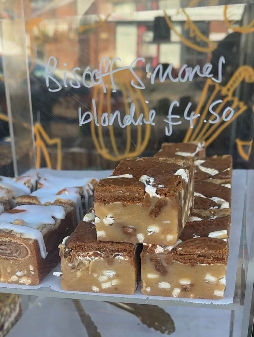 Biscoff s’mores blondie