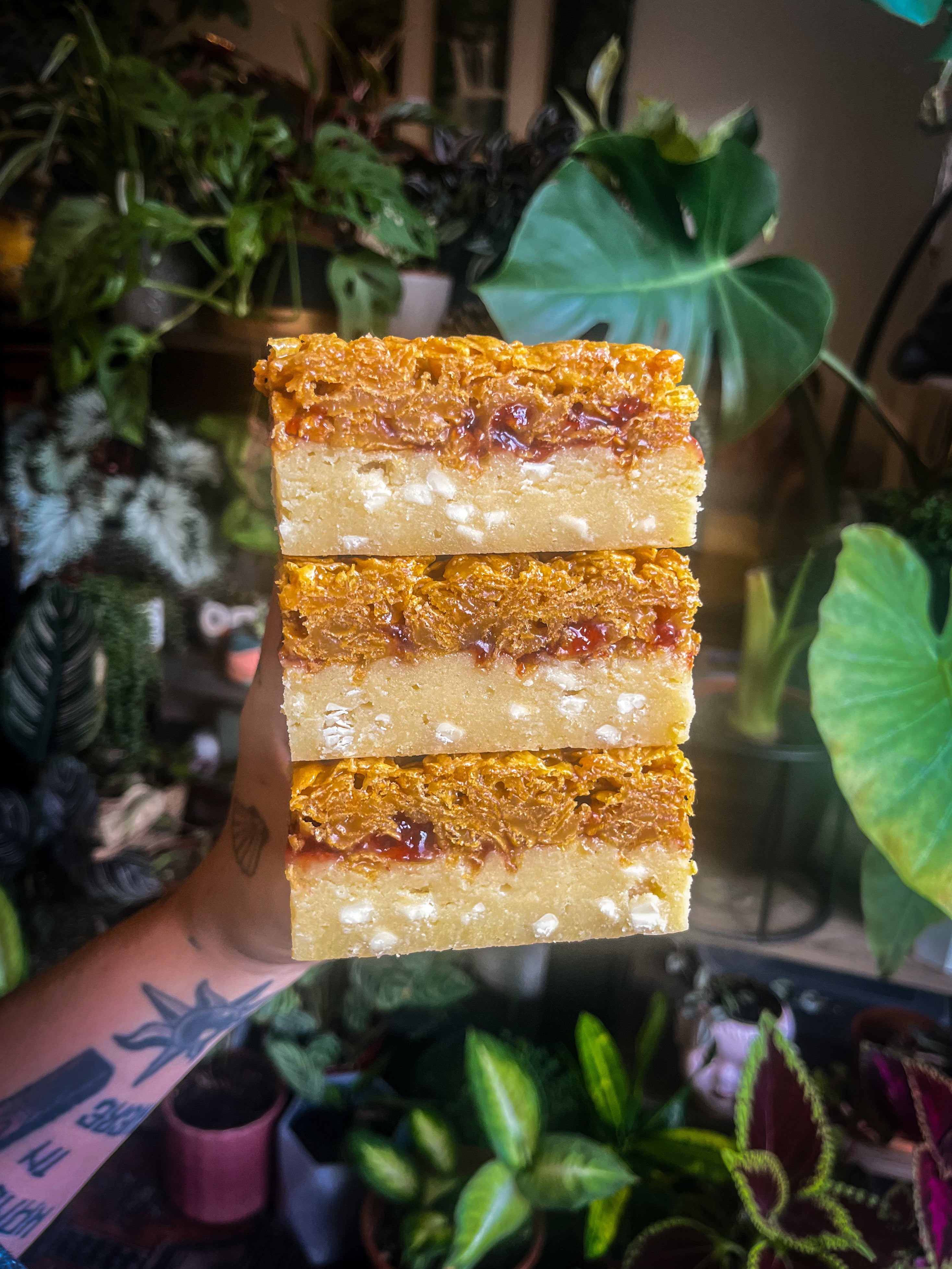 Cornflake tart blondie